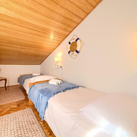 Apartment Galerija By El-Pi Tours Нівице Екстер'єр фото